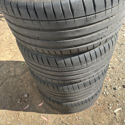 245/40/18 Micheline Tires 