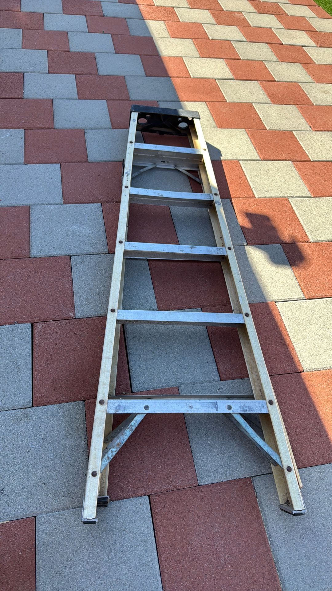 Ladder 6” Pies
