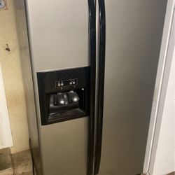 Whirlpool Side-by-side Fridge 