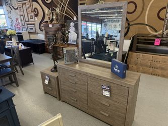 Furniture, Chest Dresser, Mirror, Nightstand, Twin, Full Queen, King Sofa, Sectional Chair