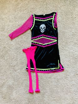 Girls 80s skull halloween costume.