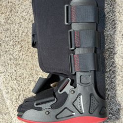 Walking Boot 