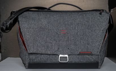 Peak Design Messenger Bag