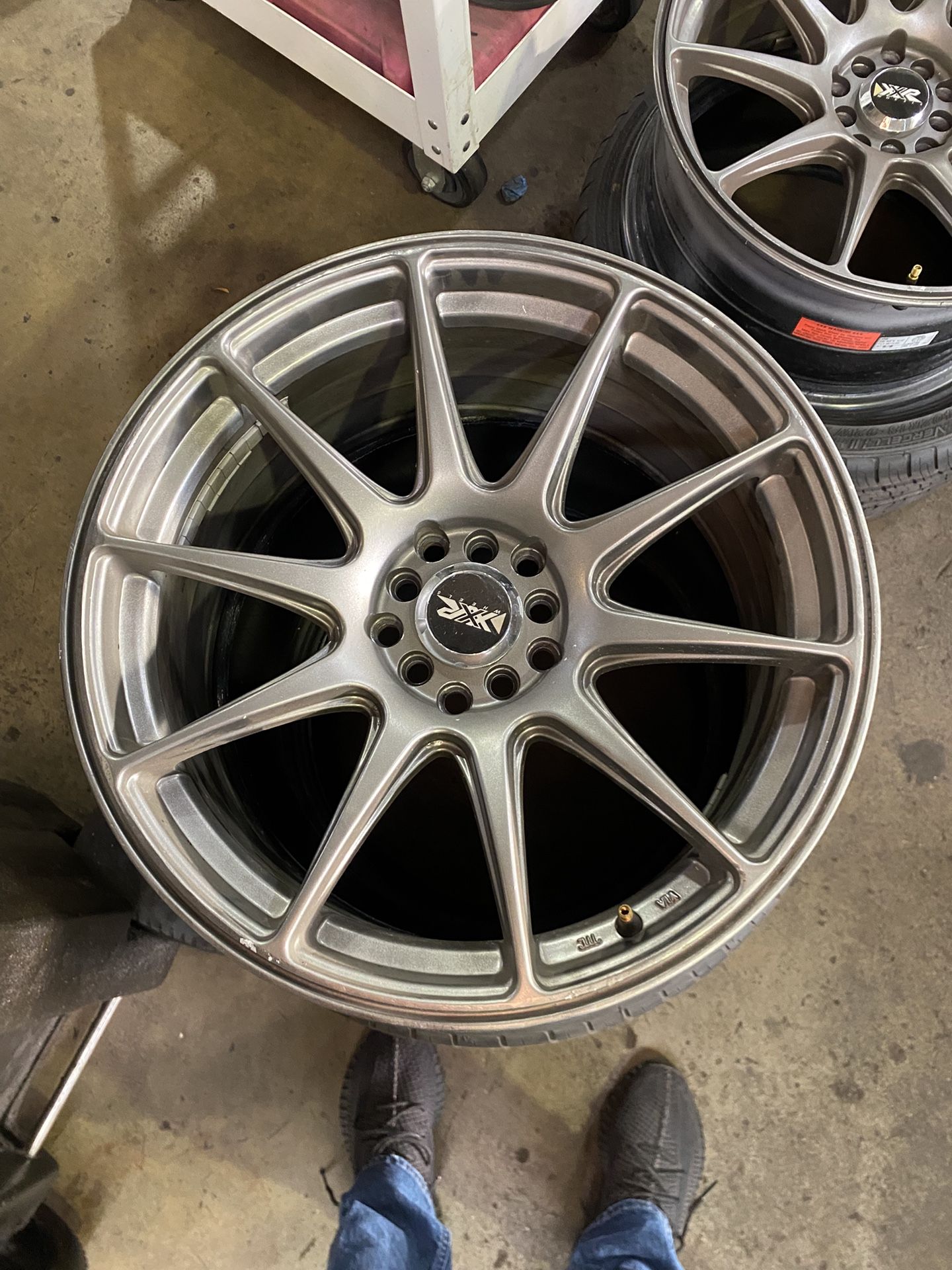 XXR 527 18x8.75 +35  5x114.3