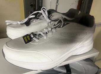 Athletic Works Men’s Walking Shoes Size 13 Wide White Memory Foam NEW