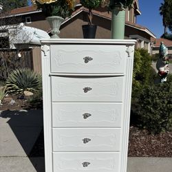 White Ashley Dresser Chest of Drawers Furniture Excellent Condition