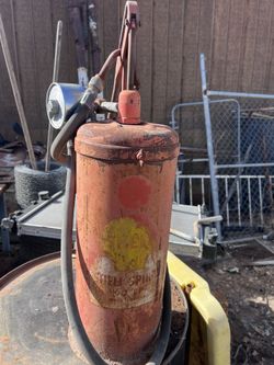 Vintage Shell Gear Oil Pump