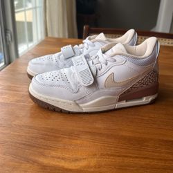 Nike Jordan Legacy 312 Women’s 5