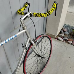 VINTAGE VITUS ALUMINUM RACING ROADBIKE