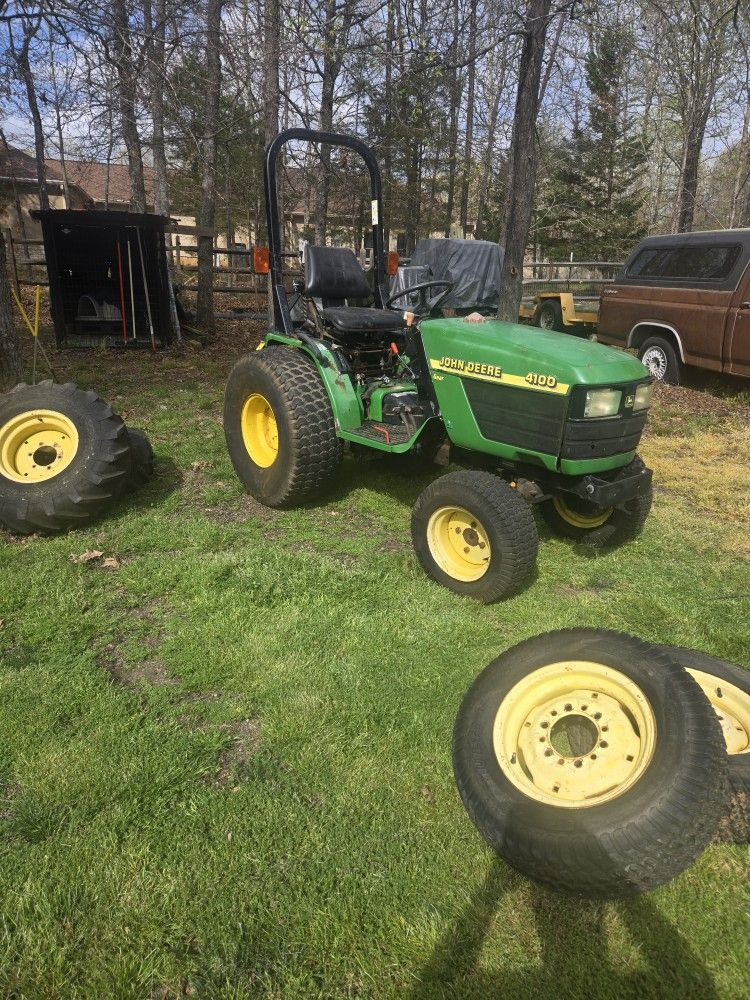 John Deere Tractor