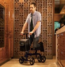 Elenker supports scooter