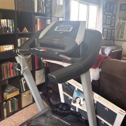 Pro-form Treadmill Spacesaver 