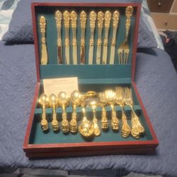 FB ROGERS &AMP; SONS FRENCH ROSE GOLD TONE/ PLATE 44 PIECE FLATWARE SET #(contact info removed)9

