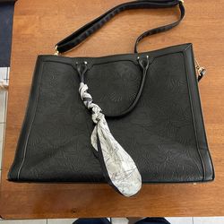 Black 15.6” Laptop Purse