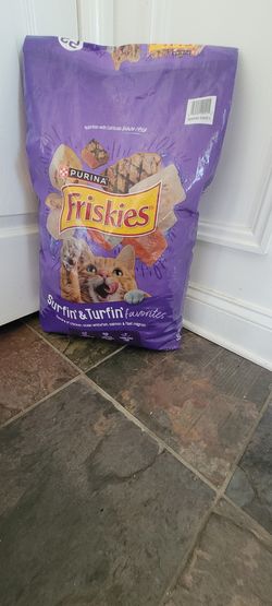 Purina Friskies 22Lbs