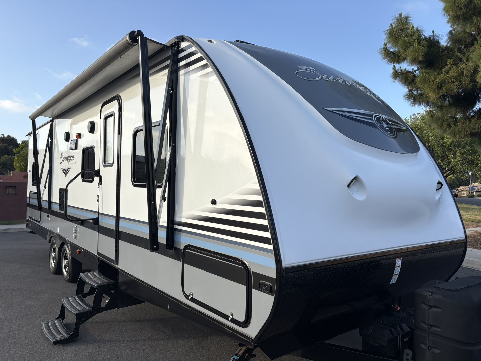 2018 Forest River Surveyor 