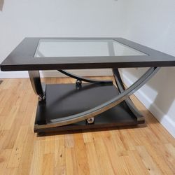 Coffee Table On Wheels 