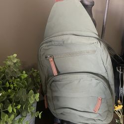 Green & Tan Sling Back Bag 