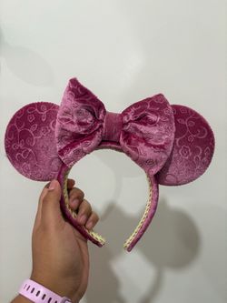 Floral Mauve mouse ears