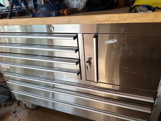 4 Storage cabinet Bench lot