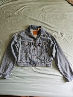 NWT Levi's Premium Denim Trucker Jacket Women | Light Wah Blue | Small