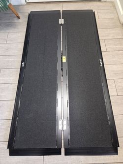 57"X29" 5FT Portable Wheelchair Ramp for Home Steps & Doorways
non-slip aluminum,
