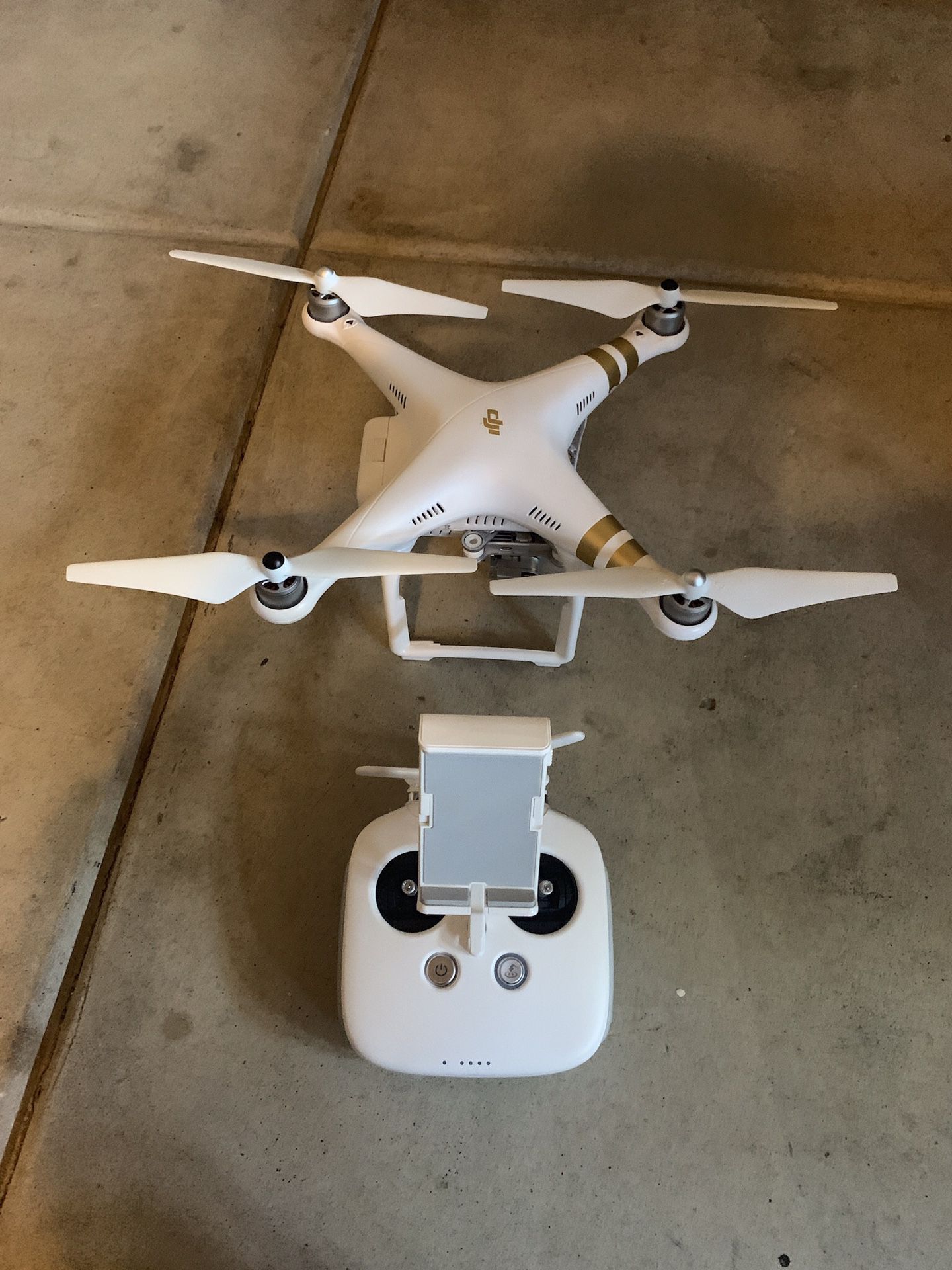 DJI phantom 3 drone