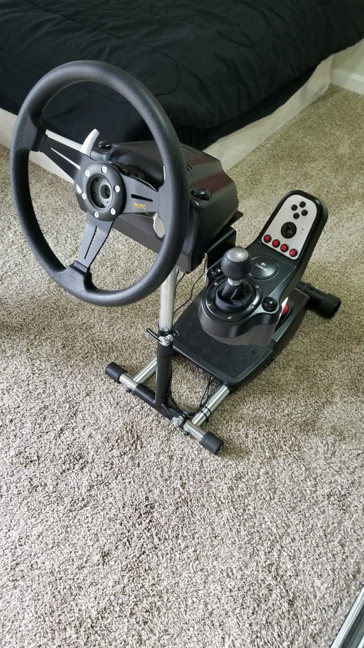 Logitech g27, wheel stand pro, fanatec handbrake for Sale in Kirkland, WA -  OfferUp