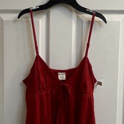 Brand New Classic Red Floral Camis Sizes L & XXL Juniors $5,00 Each