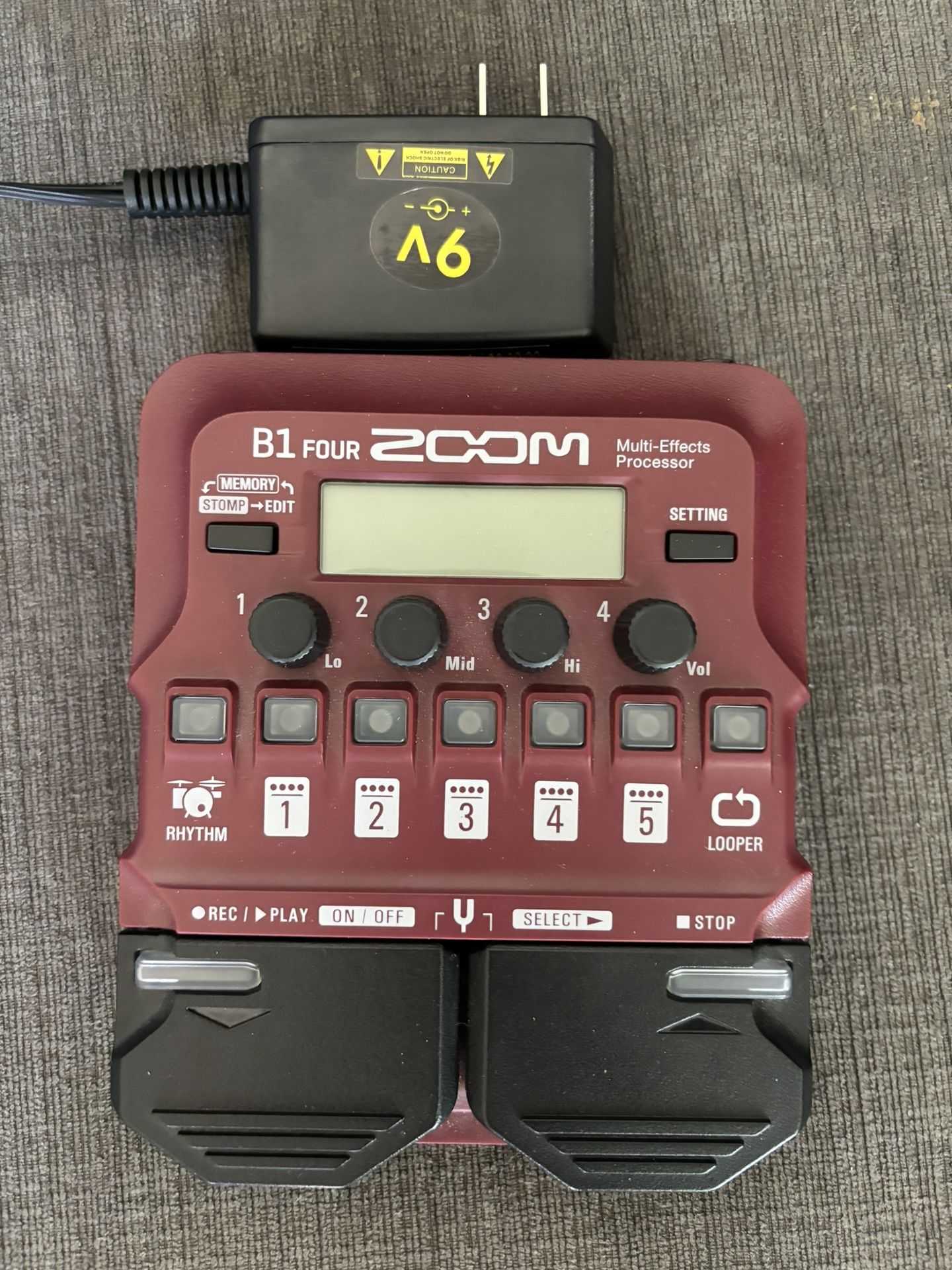 Bass Guitar Multi-Effects Processor Pedal (B1 FOUR ZOOM) Power Supply Included