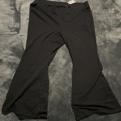 Brand new torrid flared pants size 3xl