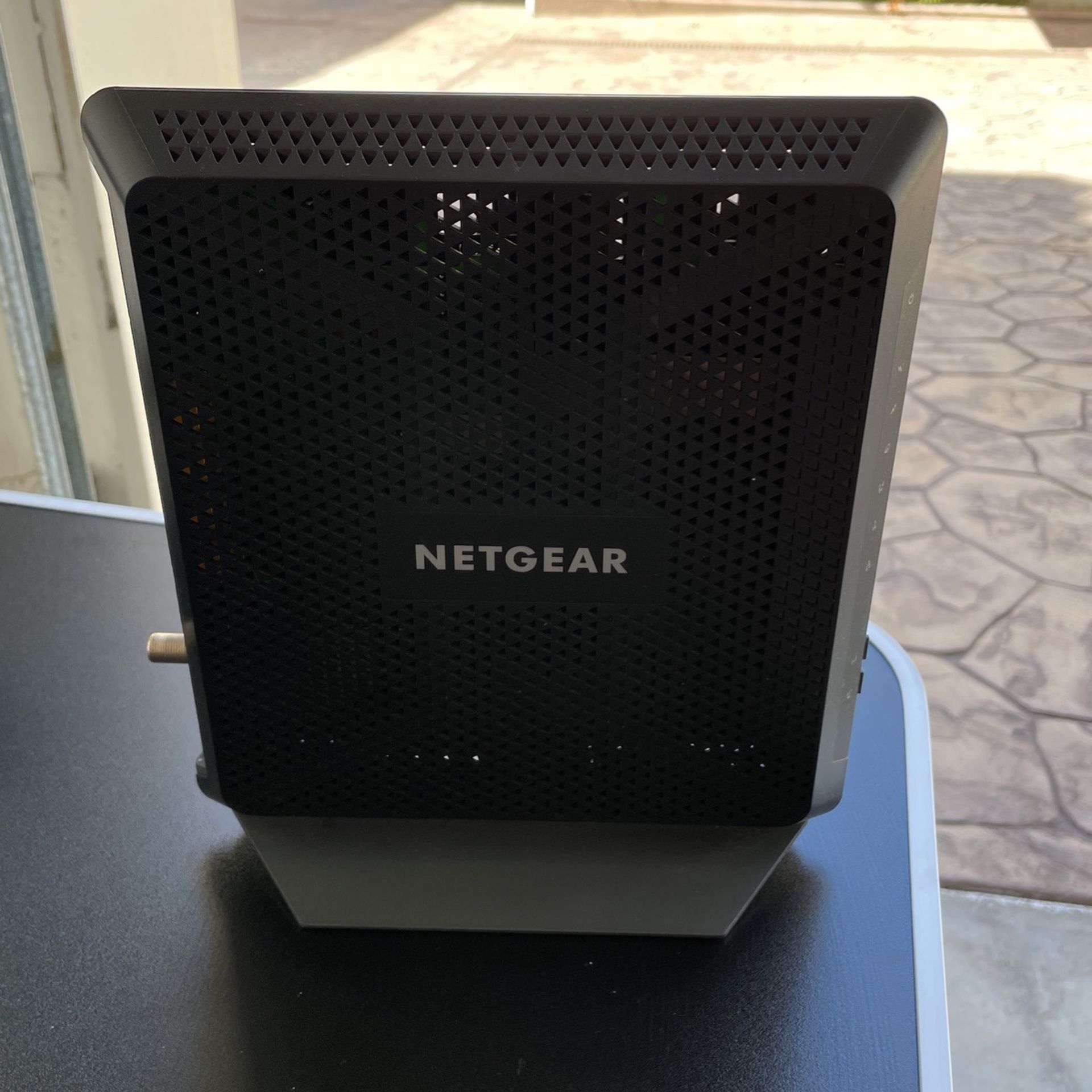 Netgear Nighthawk AC1900 Wifi Cable Modem Router