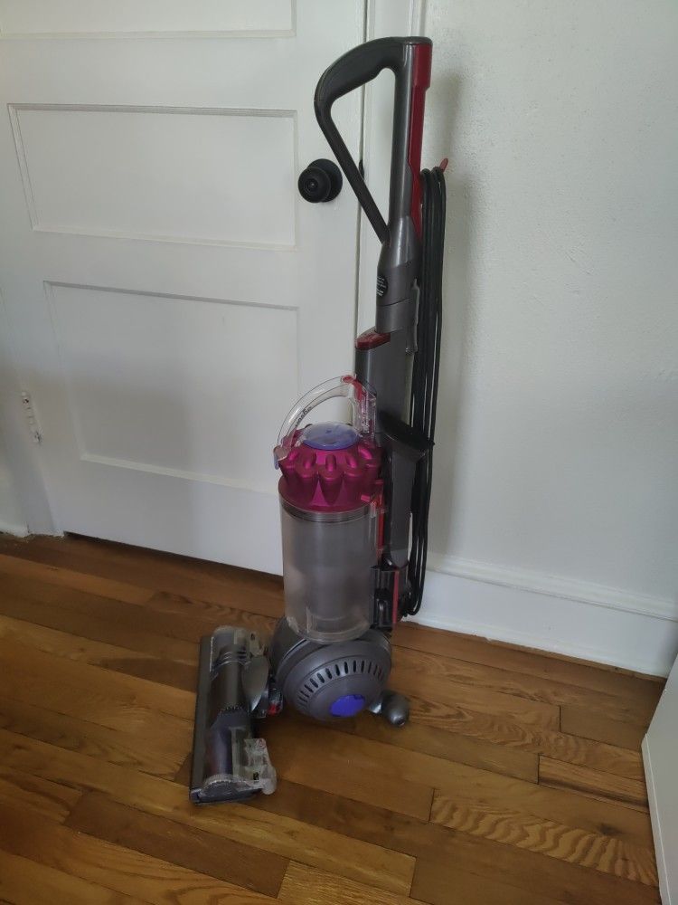 Dyson Ball Complete Vacuum 