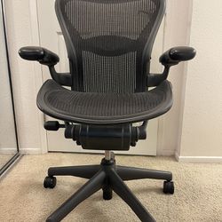 Office Chair - Ergonomic