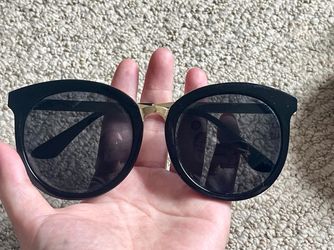 Stylish Black and Gold Sunglasses