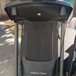 PRO FORM PROSHOX3 IFIT Treadmill