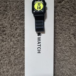 Apple Watch SE (Gen 2) (barely Used