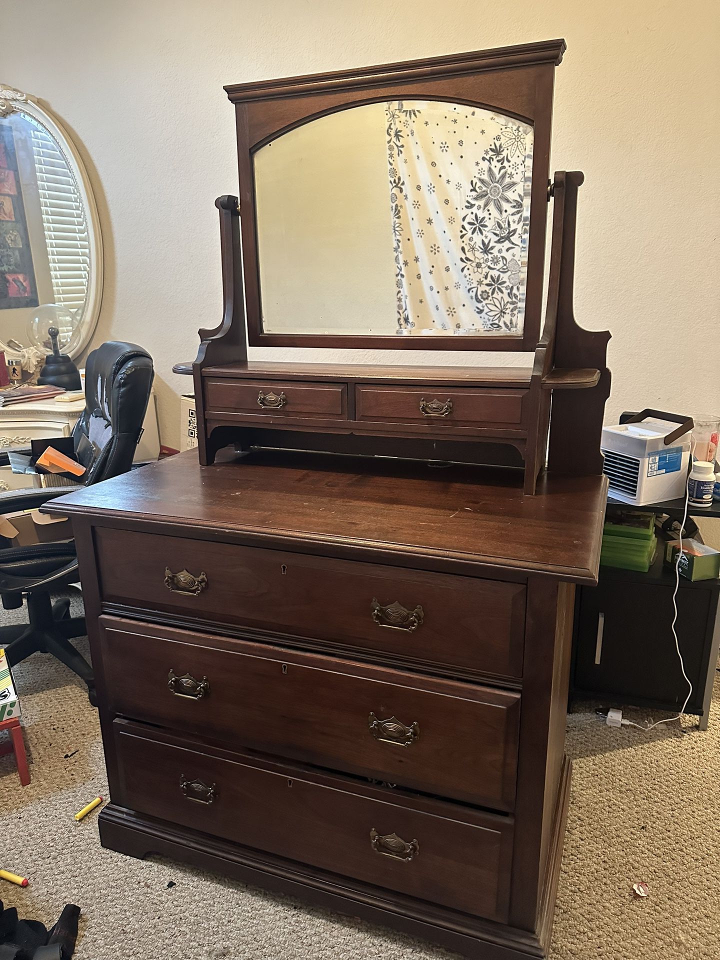 Antique Wooden Dresser With Mirror