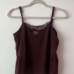 Burgundy Tank Top With Lace