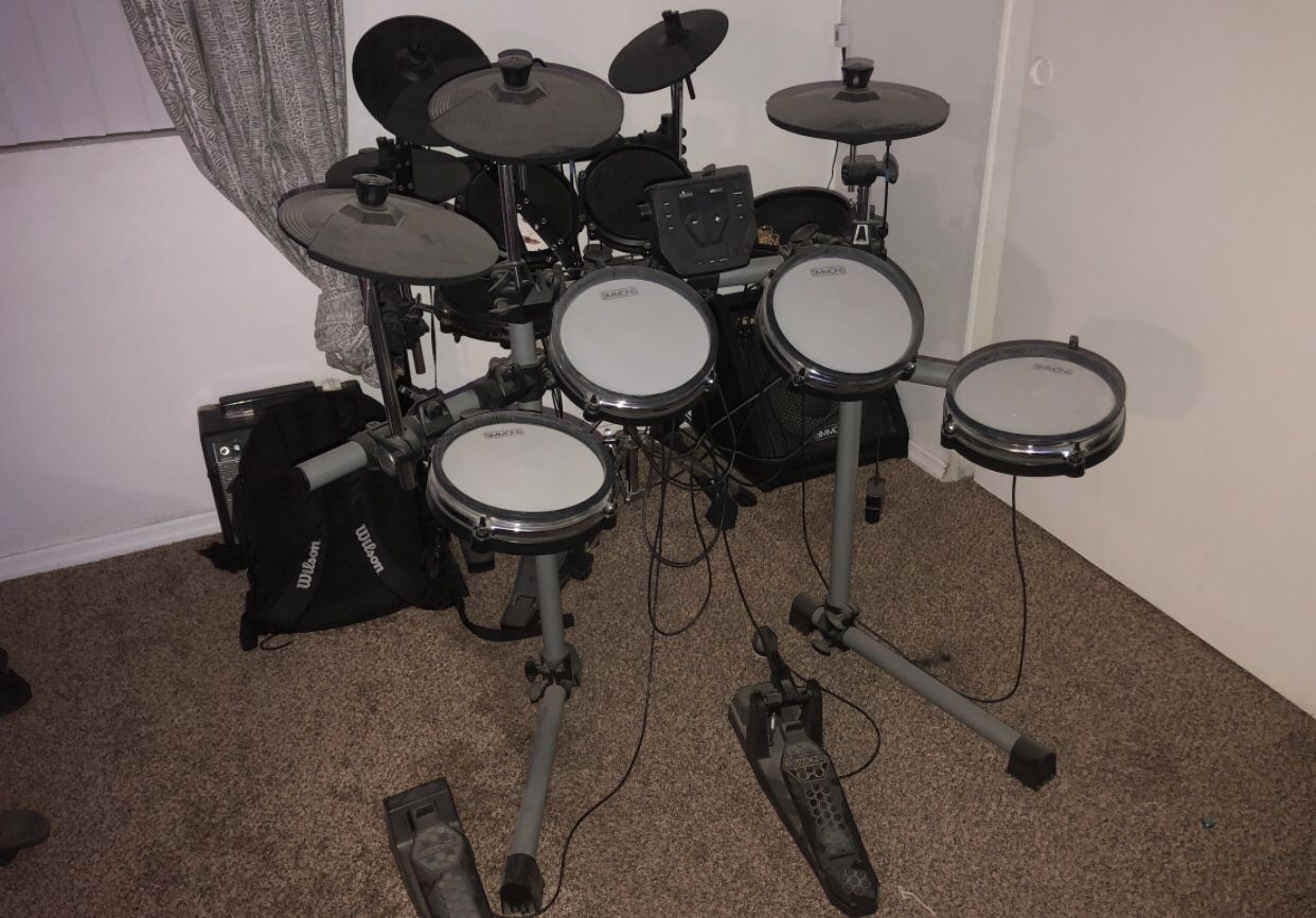 Electric Simmons SD350 Drumset