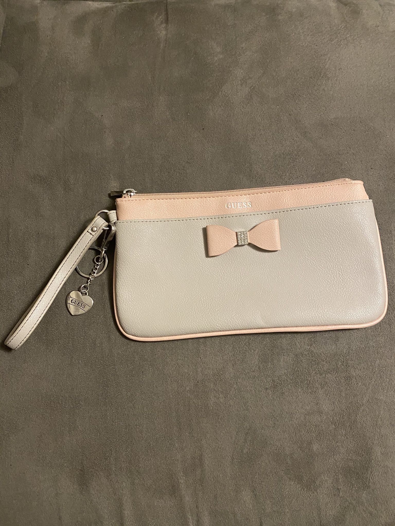 GUESS WRISTLET