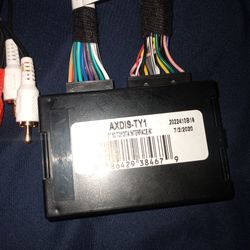  Amplifier Interface with SWC


