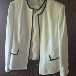 Vintage Talbots Petites collarless blazer