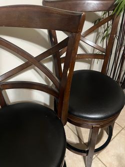 Bar chairs 🪑