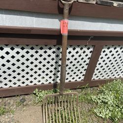 Antique ERIE RAILROAD Coal Rake/Potato Fork