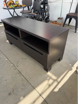 IKEA Tv stand, dresser !in good conditions  !
