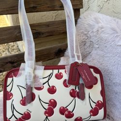 Coach Swing Zip Bag With Cherry Print $425 NWT Cz494