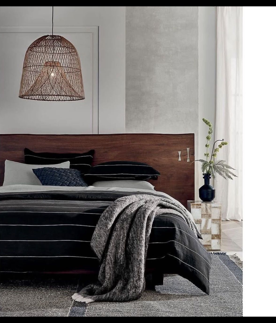 Nassa Woven Bamboo Pendant Light