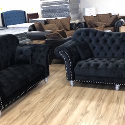 Black Sofa And Loveseat 