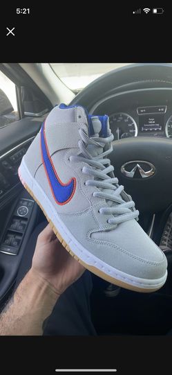 Nike SB Dunk High Mets
